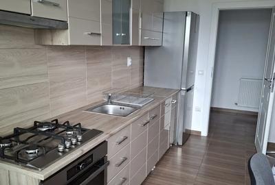 Inchiriere apartament 2 camere ( Bloc 2016-Parcare )-Tractorul - 1