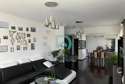 Penthouse la poalele Tampei, Racadau - 3