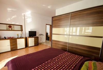 Mamaia, central, 3 camere decomandate lux, 130 mp - 8