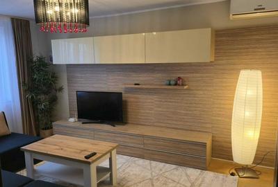 Apartament cu 2 camere decomandat în Berceni