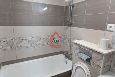 Apartament cu 3 camere, Renovat, Totul nou - 14