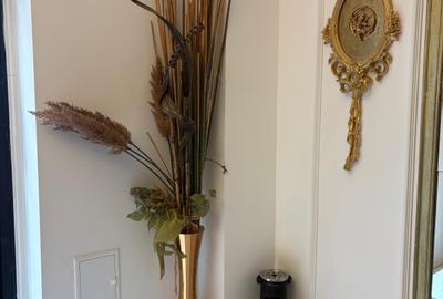 Simbolul Distincției în Dorobanți: Studio de Lux cu Șemineu și Finisaje Marmura - 6