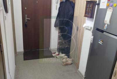 Garsoniera,Dristor,Ramnicul Sarat,bl.MIXT,reabilitat,et.1/10,DECOMANDATA,Stradal - 9