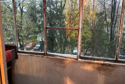 3 camere Drumul Taberei-Aleea Campul cu Flori bloc OD - 8