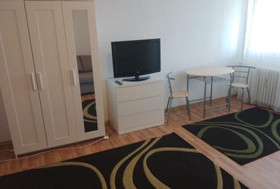 Inchiriere garsoniera Titan - 1