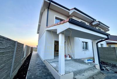 Duplex cu 4 camere în Moșnița Nouă