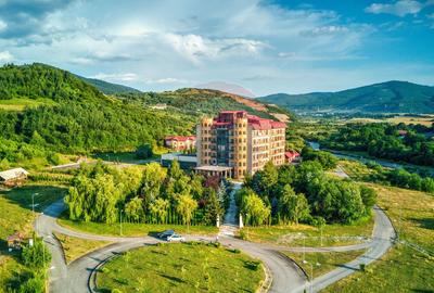 Activ Hotelier SubEvaluat | 18.000 mp construiti | 3 ha teren | BRASOV - 2