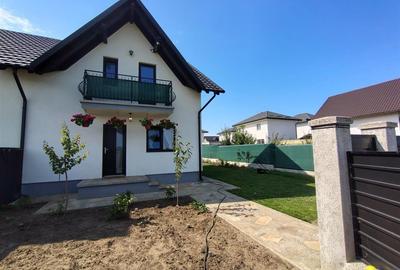 Casa tip duplex |  | C-5659 - 9