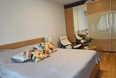 Tineretului-strada Trestiana -apartament 3 camere - 1