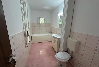 Apartament cu 3 camere de vanzare, zona Piata Moldovei - 12