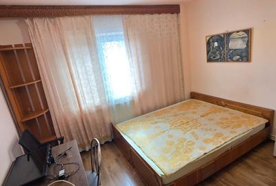 GARA - ABATOR 2 CAMERE DECOMANDATE MOBILAT + UTILAT CENTRALA GAZE PRET 450 EURO - 10