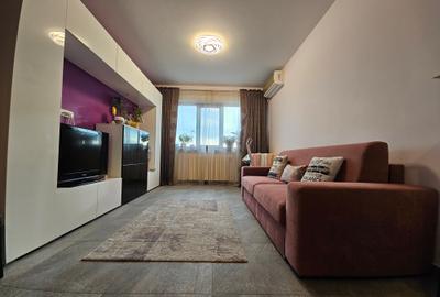 Careffour Bratianu Bloc Nou 3 Camere Decomandat Mobilat Modern Vedere Panoramica - 1