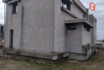Casa 8 camere ,Sacalaz-Ideala pentru 2 familii - 3