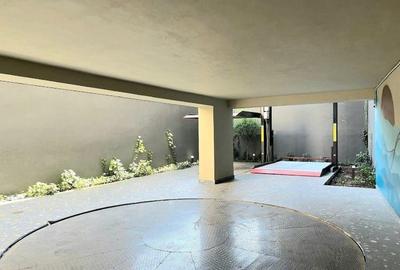 Clădire birouri boutique | P+4 | 550 mp | 100% închiriată | - 15