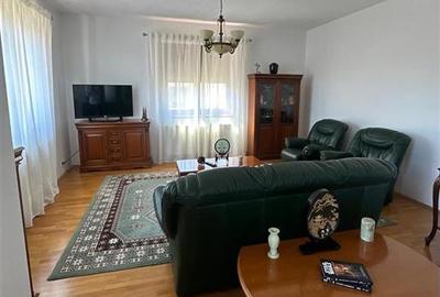 Vila | Sisesti | 10 Camere | Proprietate Rară - 11