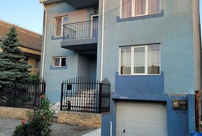 Techirghiol-vila deosebita D+P+1+M - 2