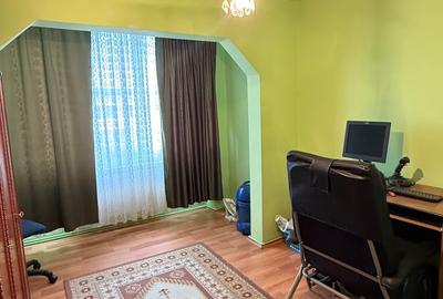 Str. Serelor (Parcul Central) Apartament cu 4 camere, decomandat, beci +garaj! - 8