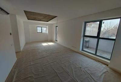 Apartament 3 camere superb Carol-Pache/nou, lux/5min metrou/Comision 0 - 2