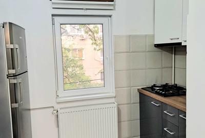 Lacul Tei inchiriere garsoniera cu boiler electric - 4