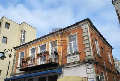 Spatiu pretabil club de noapte afacere Ultracentra Central D+P+1, Bulevard Tomis - 1