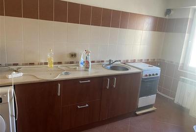 Apartament 2 camere , zona ultracentrala Primaria Focsani, 50 mp , decomandat , - 1