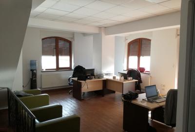 Ultracentral, imobil CU DESTINATIE BIROURI, 165 mp. - 2