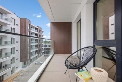 Apartament cu 3 camere semidecomandat, mobilat în Central