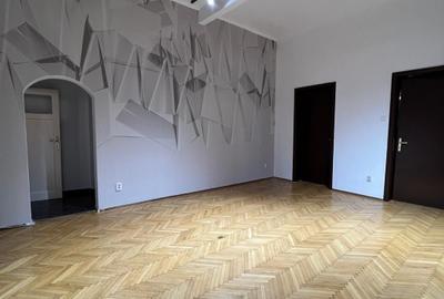 INCHIRIERE APARTAMENT PRIMAVERII - 3