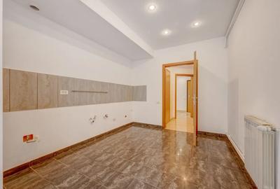 Apartament - 4 camere- parcare subterna- zona Primaverii - 7
