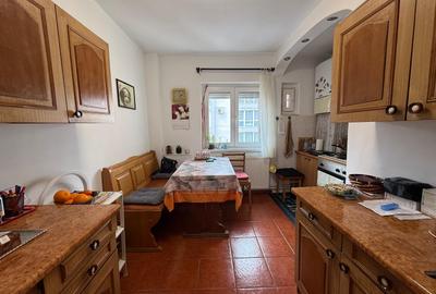 Apartament 3 camere structura decomandata,întrare Racadau - 5