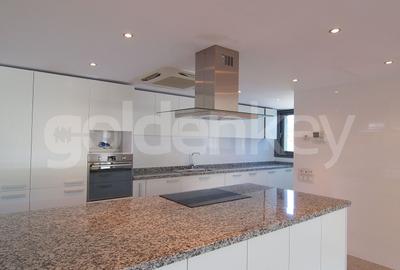 Apartament spatios cu 4 camere | 40mp terase | 3 locuri de parcare - 4