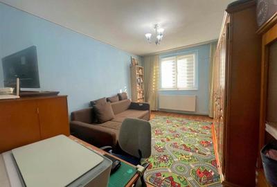 Apartament 2 camere | Centru | 49 mp | Etaj 3 | Mobilat și Utilat | 2c-7729 - 1