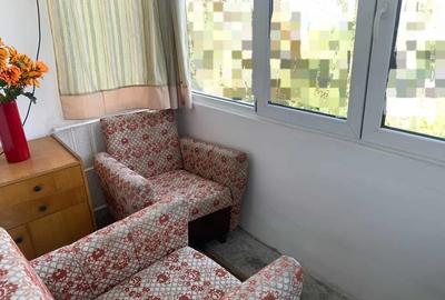 Apartament cu 2 camere, etajul 3/4, zona Podu Ros - 8