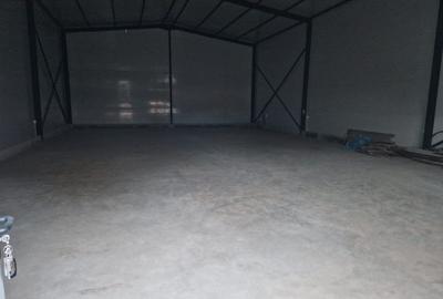 Hală industrială modernă de închiriat | 200 mp | Înălțime 5 m - 8