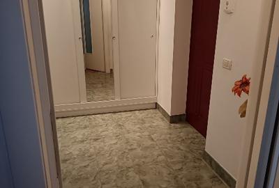 Direct proprietar ap. 2 cam. 71 mp, Bd. Fratii Golesti, Pitesti, et.4/8,  1993 - 7