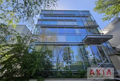 Birou, 1017 mp în Domenii