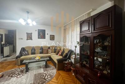 Apartament cu 4 camere decomandat, mobilat în Săsar