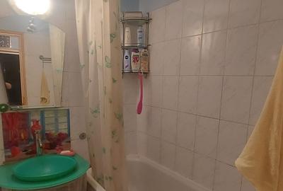 GARSONIERA - ETAJ 1 - BLOC MIXT - METROU CONSTANTIN BRACOVEANU - 7