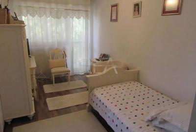 Vilă 5 camere Trapezului, centrală, an 2007, 174 mp - 4