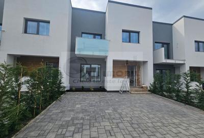 Vila insiruita - Popas Pacurari - Intabulat - Mutare imediata! - 1