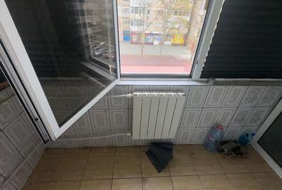 Cernavoda - str. 9 mai, Apartament cu 3 camere - 69 mp - etaj 3 - 8