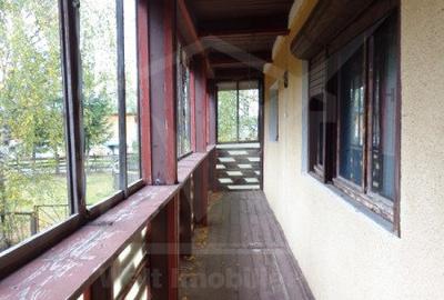 1.6 ha de padure cu poienita, parau la limita curtii, cabana pentru trei familii - 13