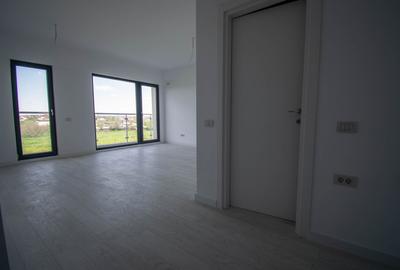 Apartament cu 3 camere,70 mp,etaj 2 in Sun Lake Residence Comision 0% - 8