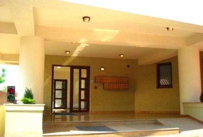 3 camere Băneasa –132 mp utili, mobilat si utilat complet,  parcare subterana - 15