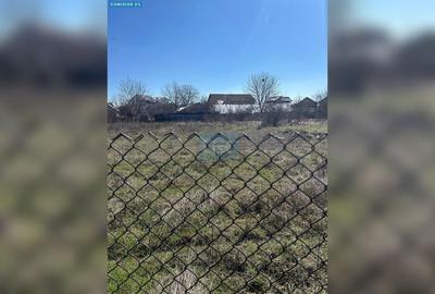 Teren Construcții intravilan de 757 mp, în Central