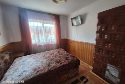 Casă cu anexă și teren generos de 1.600 mp – de vânzare în Dobreni - 8