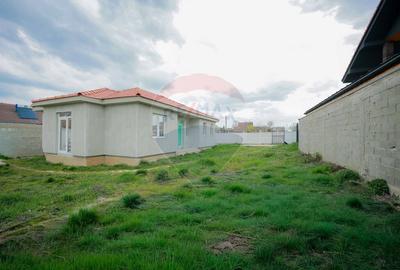 De vânzare casă semifinisată cu 3 camere, 455 mp teren, în Cihei - 19