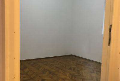 P-ta Victoriei/strada Mexic/metrou - 3