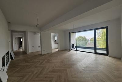 Penthouse  4 camere de vânzare | Iancu Nicolae | 130 mp + balcon - 1