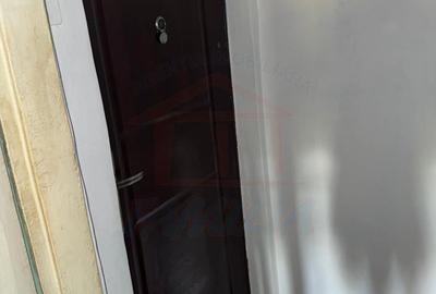 44.900 euro NEGOCIABIL, apartament, 2 camere, etaj  Micro 40 - 5